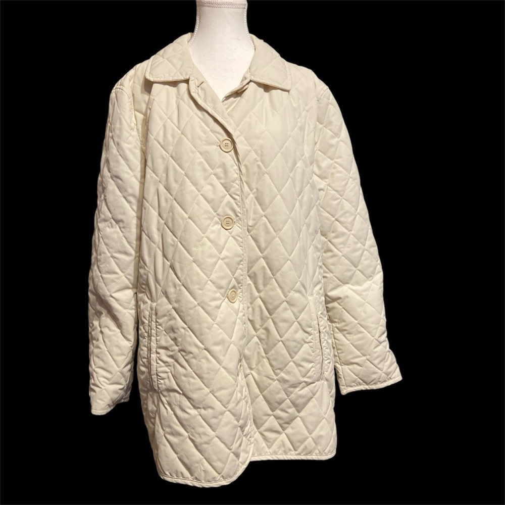 GAP Women's Cream Quilted Puffer coat